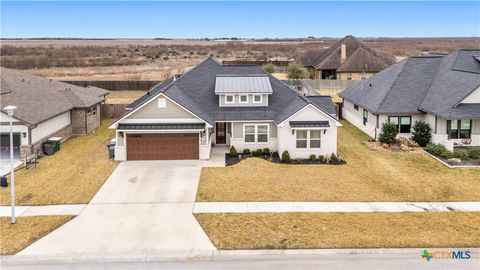 Photo of 104 Beacon Lane, Victoria, TX 77904 (MLS # 602587)