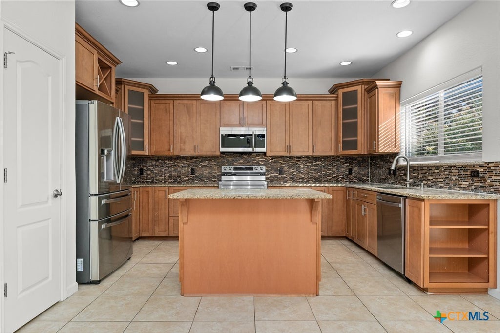 Photo of 17 Nikita Drive, San Antonio, TX 78248 (MLS # 623706)