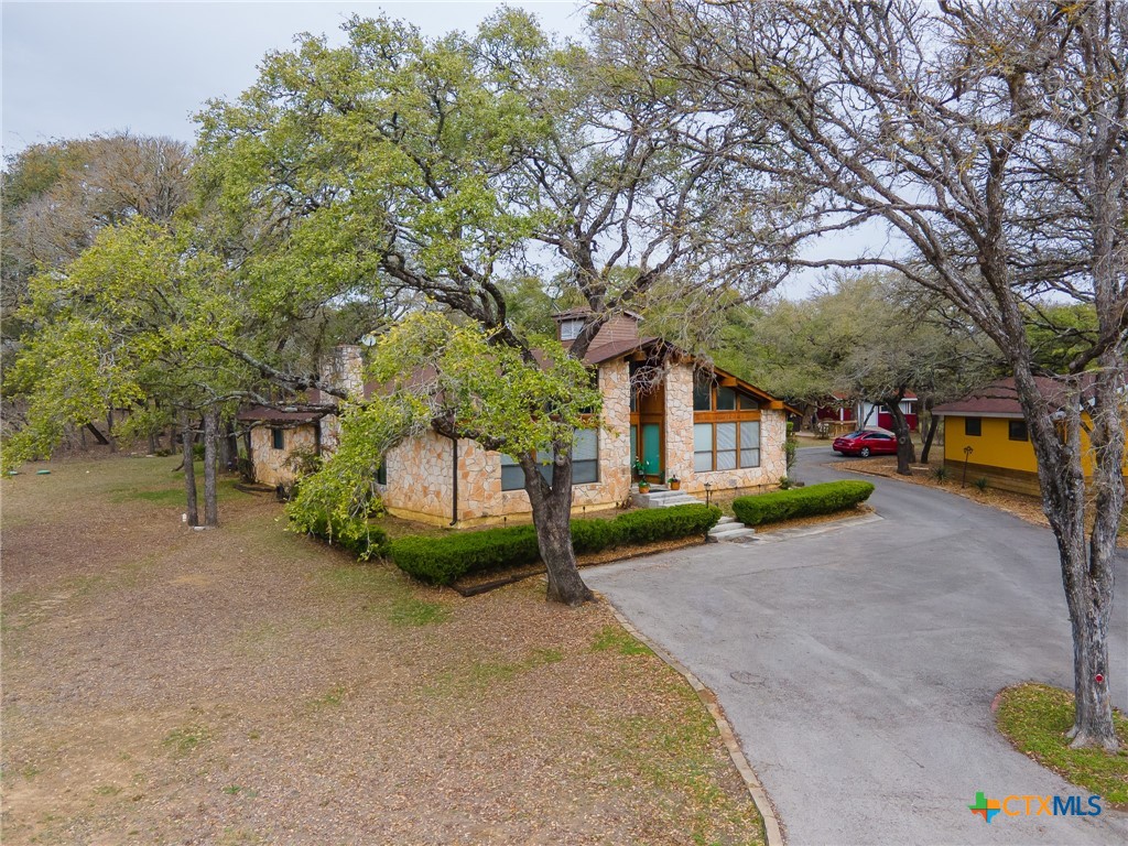 101 Hunters Glen Drive