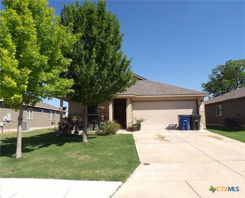 Photo of 930 Pumpkin Ridge, New Braunfels, TX 78130 (MLS # 612900)