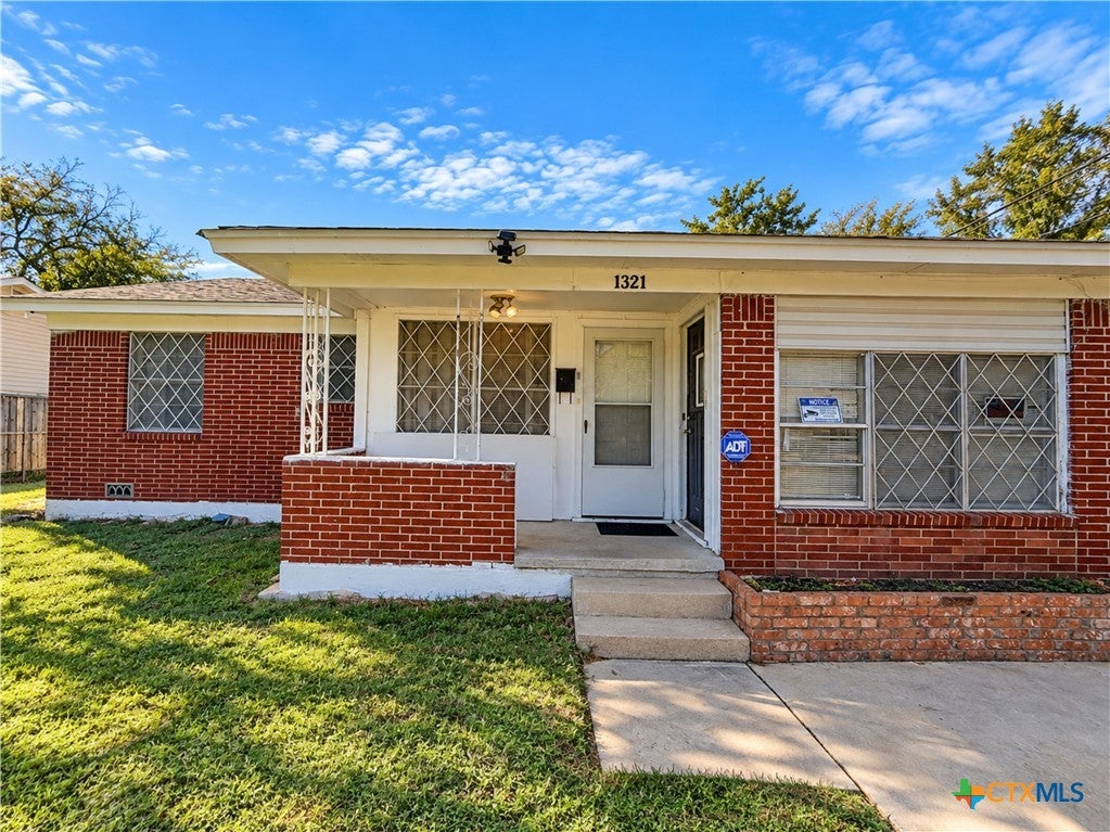 Photo of 1321 Rose Avenue, Killeen, TX 76543 (MLS # 628019)