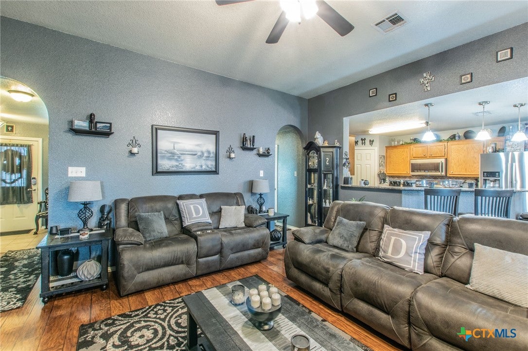 2920 Lindsey Drive