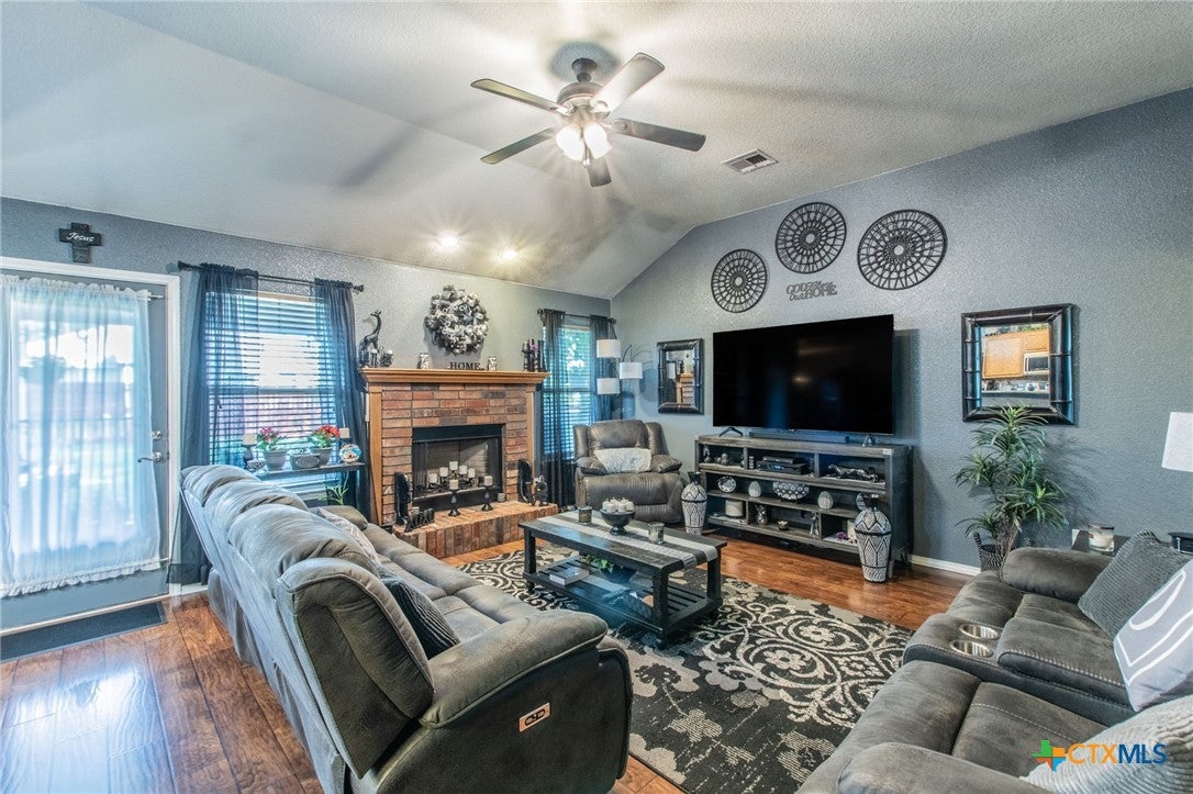 2920 Lindsey Drive