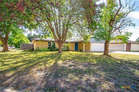 Photo of 913 Bunker Hill Drive, Temple, TX 76504 (MLS # 628637)