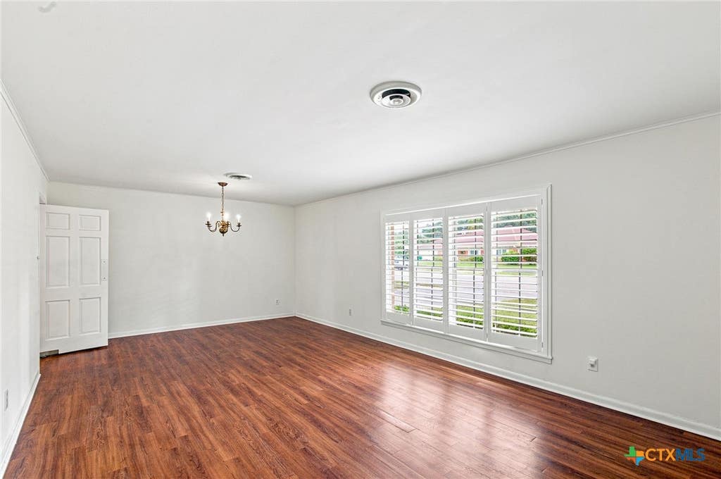 Photo of 2201 College Drive, Victoria, TX 77901 (MLS # 622914)