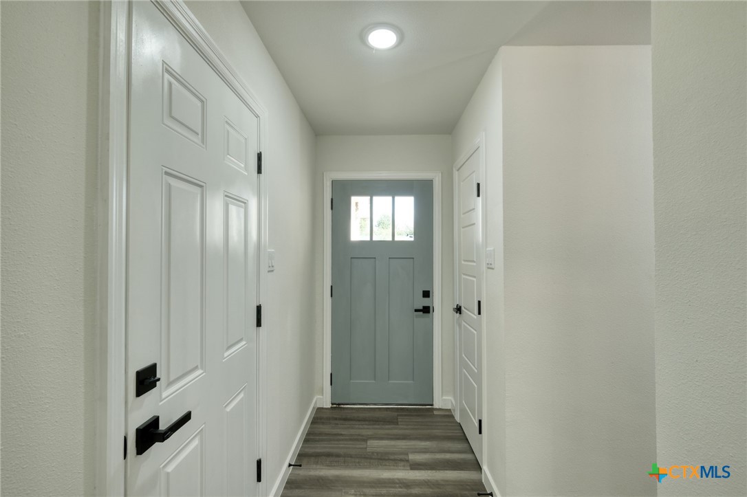 1702 Wagon Gap Drive