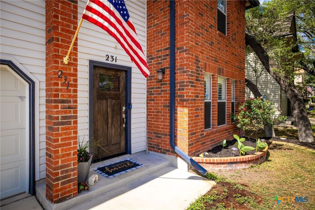 Photo of 231 Samantha Drive, Schertz, TX 78154 (MLS # 610669)