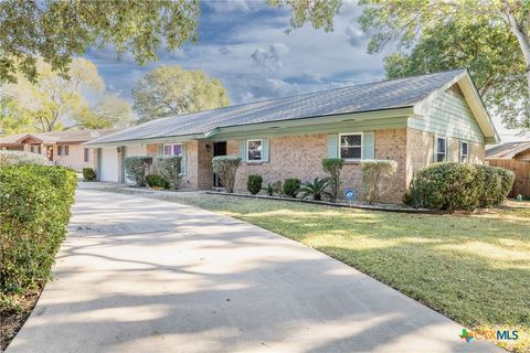 Photo of 1833 Contour Drive, Gonzales, TX 78629 (MLS # 594738)