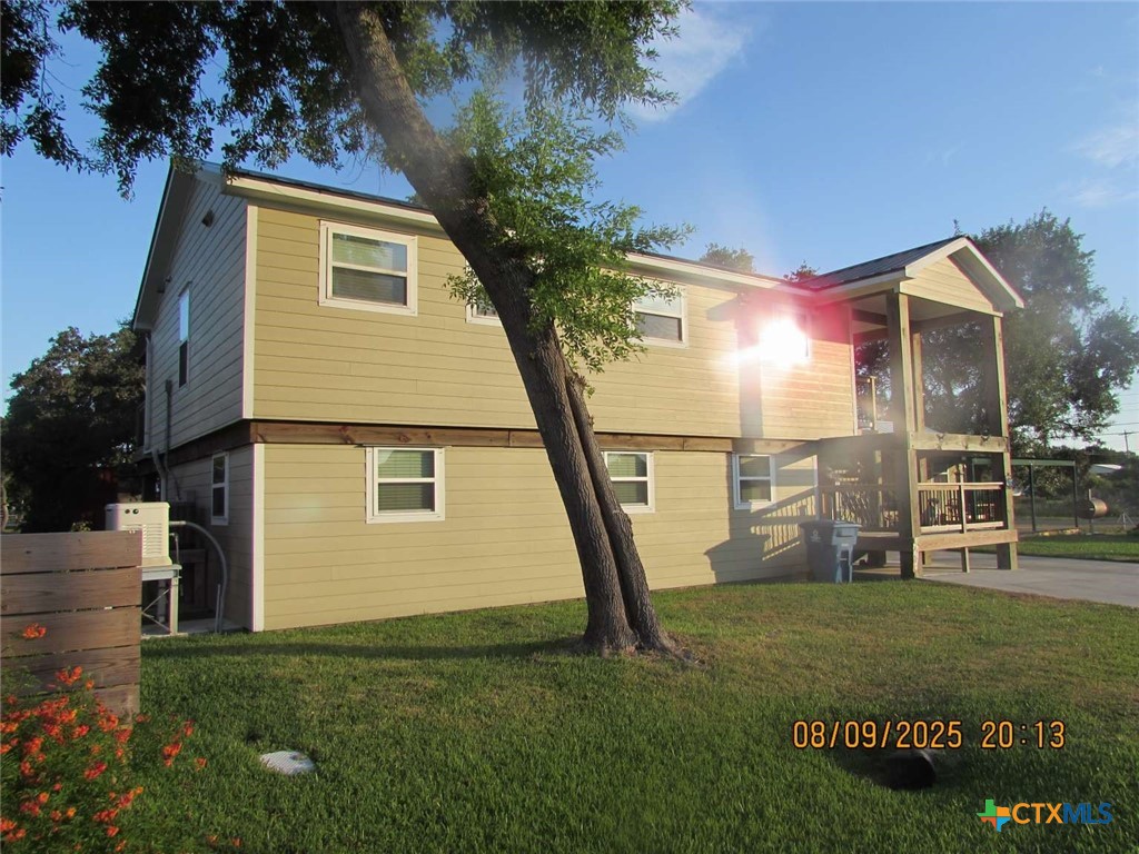 911 W Madison Avenue