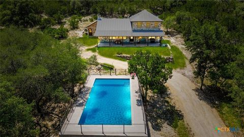 1539 River Road Concan TX 78838