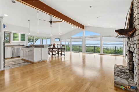 Photo of 329 Vip Drive, Canyon Lake, TX 78133 (MLS # 613132)