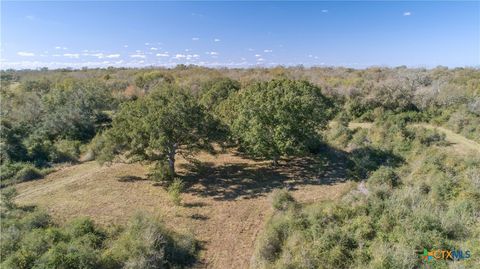7462 County Road 284 Edna TX 77957