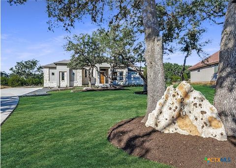 Photo of 230 Sabella, Spring Branch, TX 78070 (MLS # 600706)