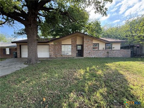 Photo of 705 Kate Street, Copperas Cove, TX 76522 (MLS # 611658)