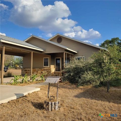 Photo of 1104 Poplar Street, Jourdanton, TX 78026 (MLS # 596351) Photo of 1104 Poplar Street, Jourdanton, TX 78026 (MLS # 596351)