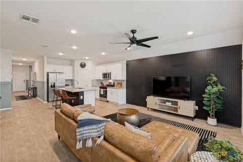 Photo of 438 Kayden Point, New Braunfels, TX 78130 (MLS # 612233)