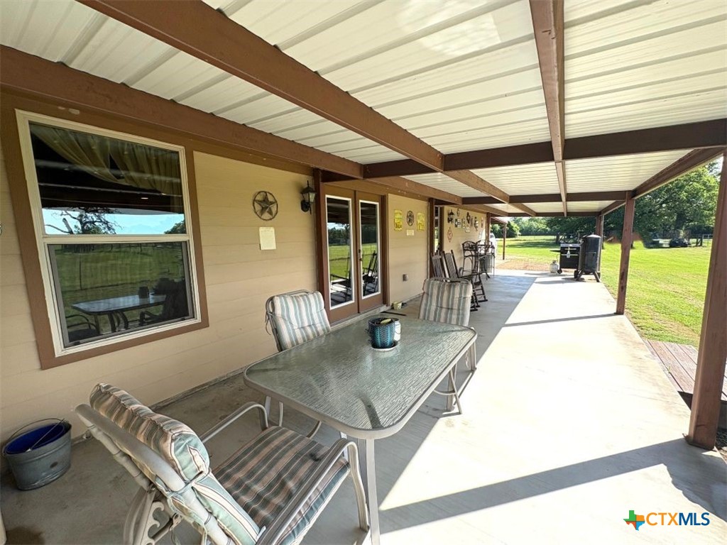 1228 County Road 348 Loop