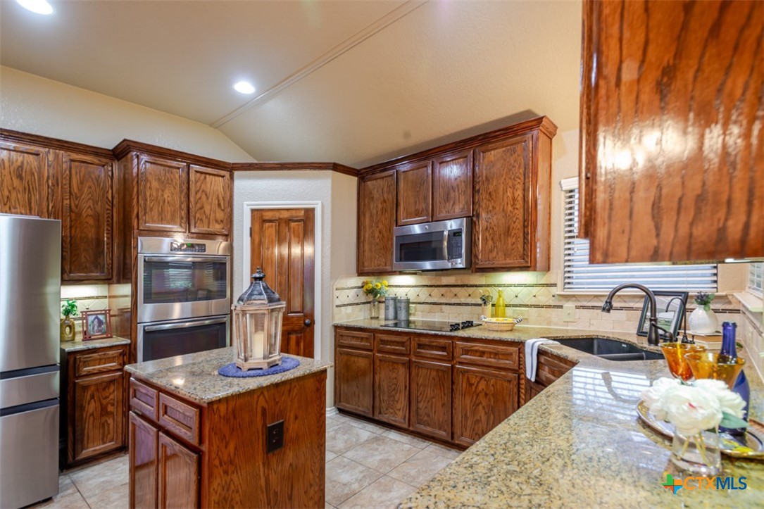 2034 Chinquapin Lane