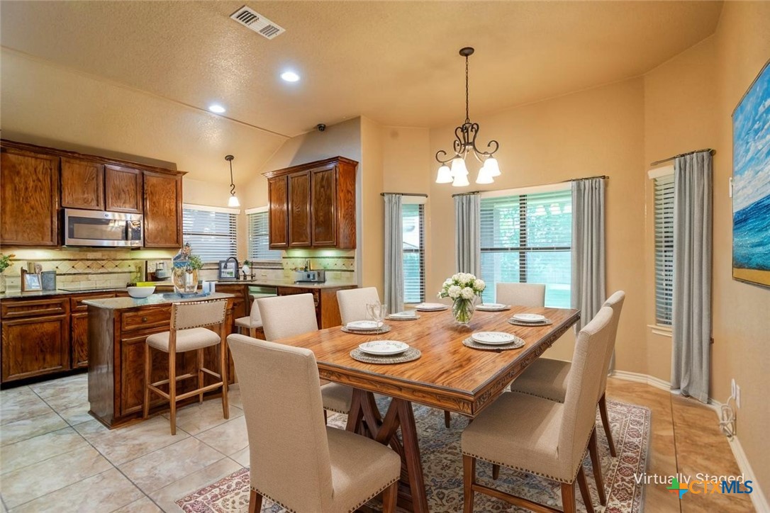 2034 Chinquapin Lane