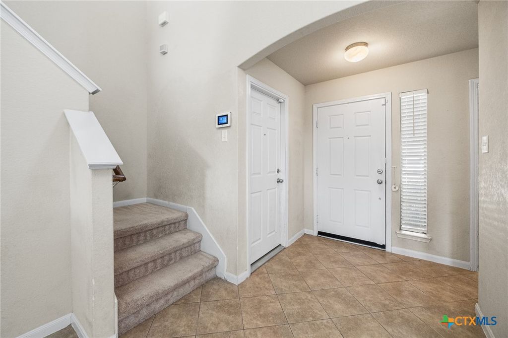 Photo of 10714 Ranchland Fox, San Antonio, TX 78245 (MLS # 595937)