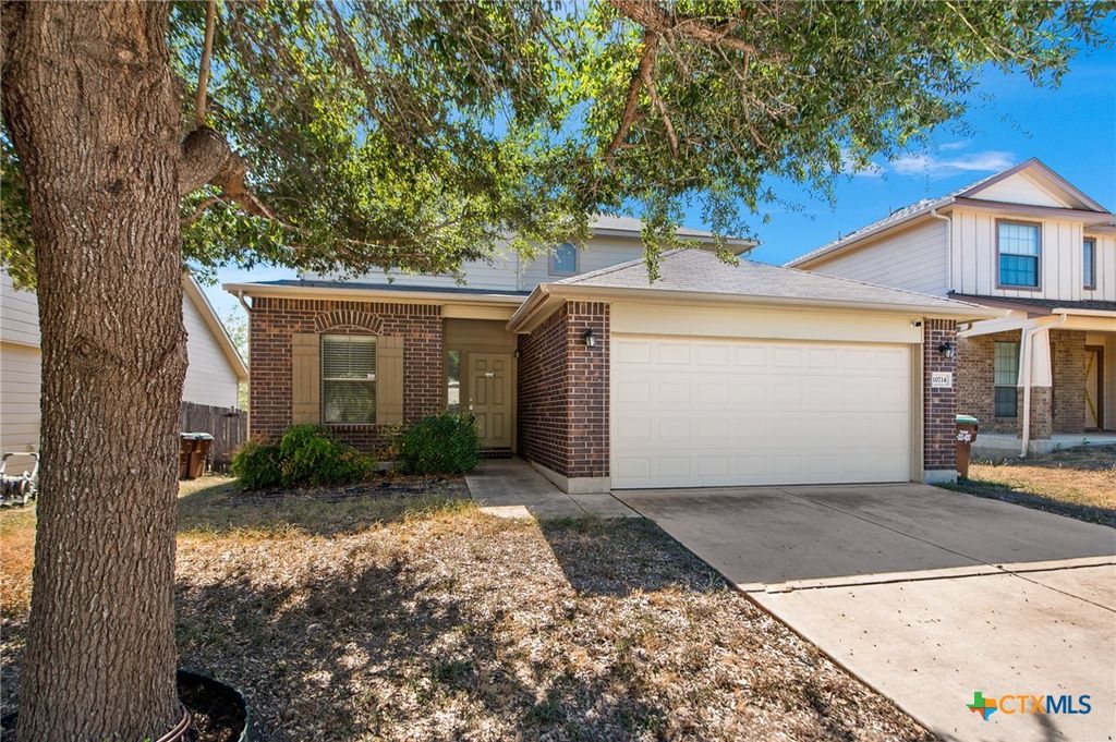 Photo of 10714 Ranchland Fox, San Antonio, TX 78245 (MLS # 595937)