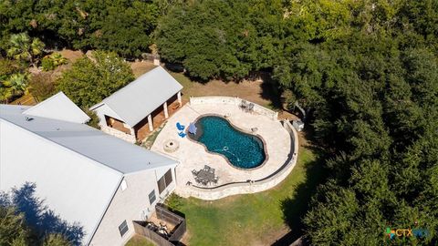 A home in Lockhart