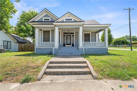 Photo of 803 N 3rd Street, Temple, TX 76501 (MLS # 621068)