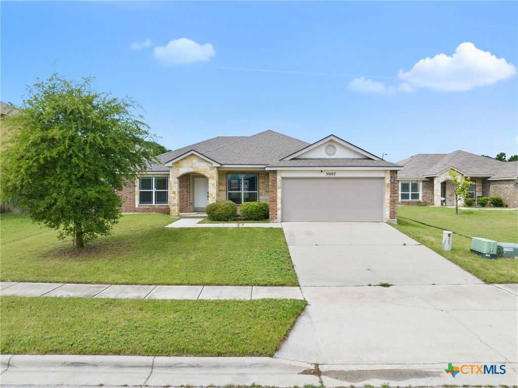 Photo of 5007 Imperial Eagle Drive, Killeen, TX 76549 (MLS # 610738)