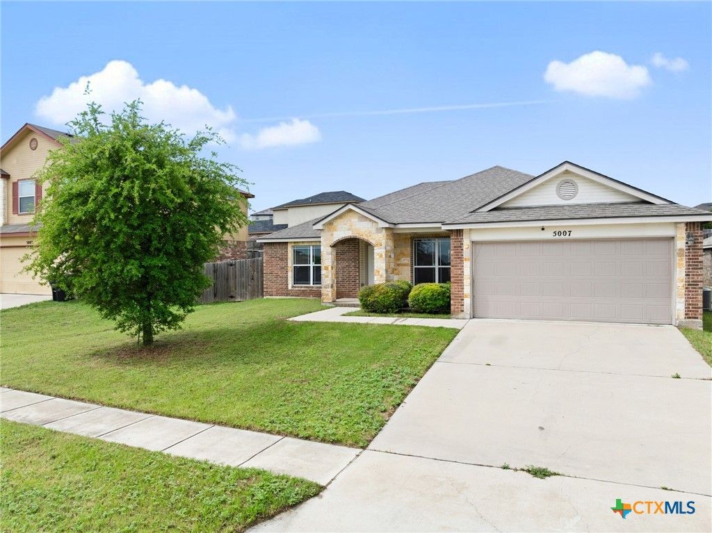 Photo of 5007 Imperial Eagle Drive, Killeen, TX 76549 (MLS # 610738)