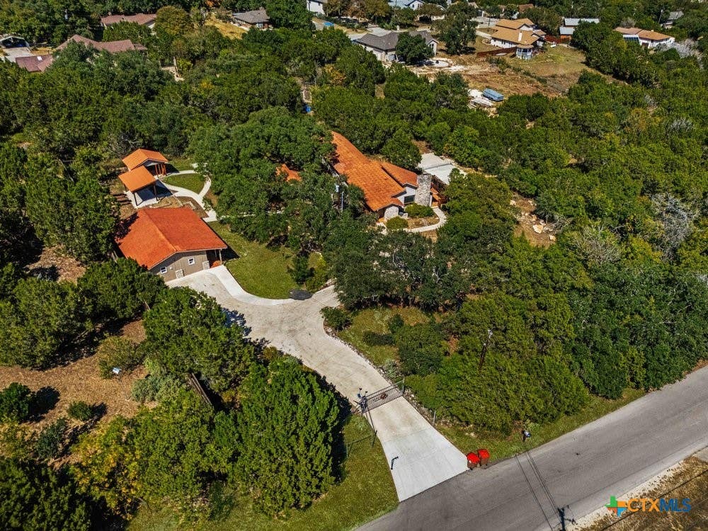 Photo of 789 Barbara Drive, Canyon Lake, TX 78133 (MLS # 595453)