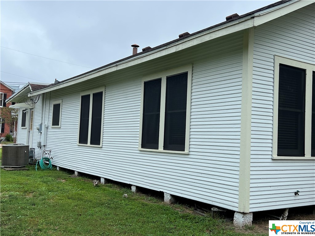 302 W French Street