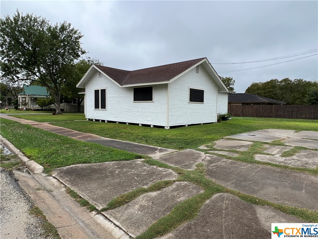 302 W French Street