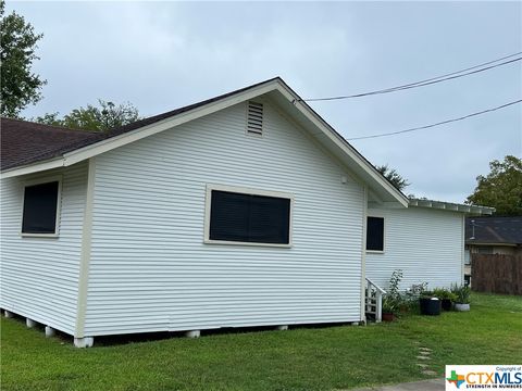 A home in Cuero