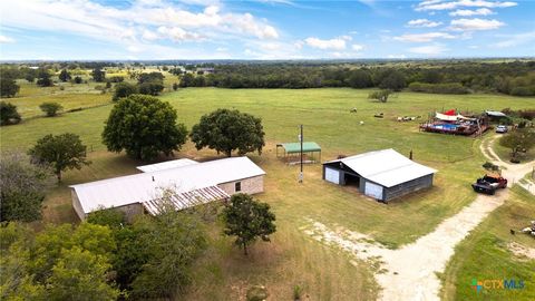 A home in Luling