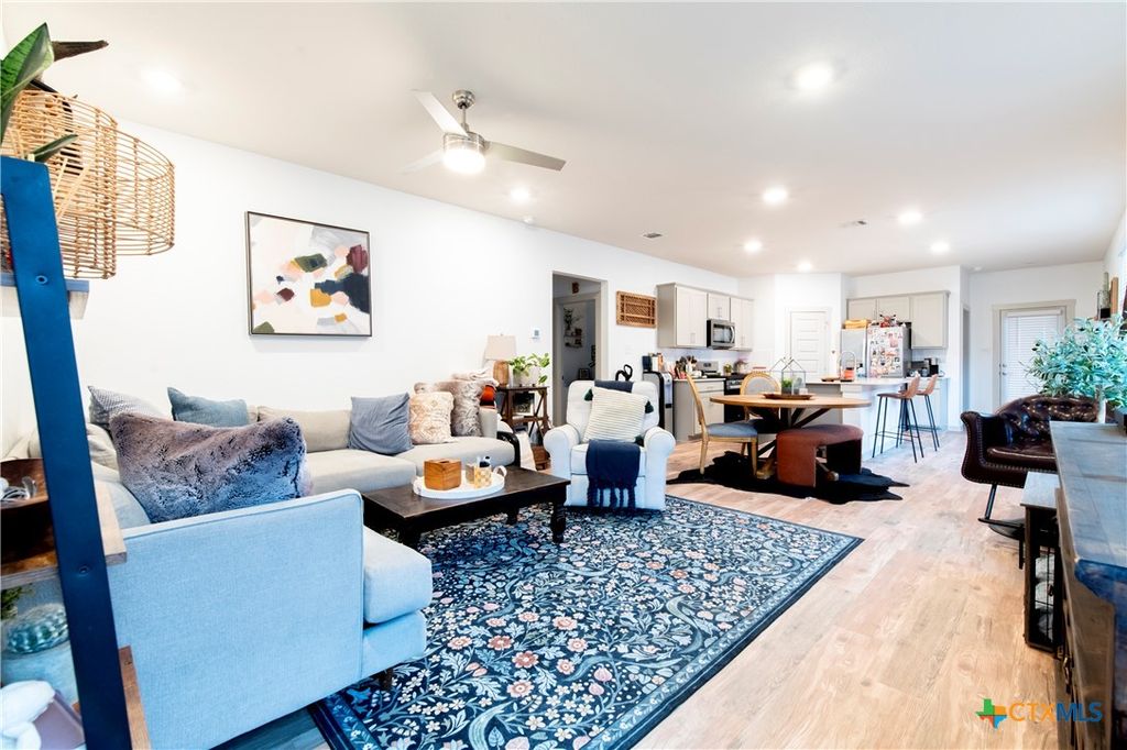 Photo of 324 Millbrook Boulevard, San Marcos, TX 78666 (MLS # 585720)