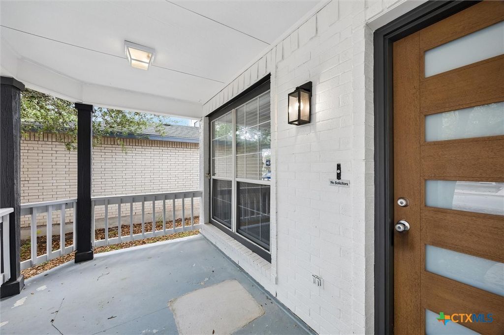 Photo of 1751 Joy Spring, New Braunfels, TX 78130 (MLS # 610280)