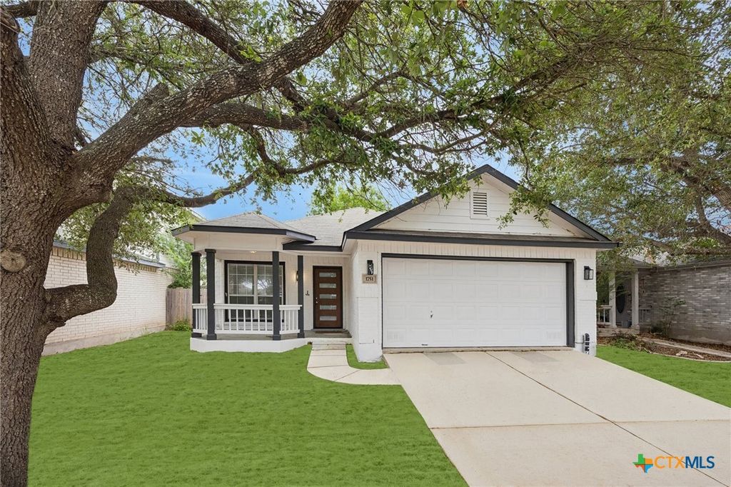 Photo of 1751 Joy Spring, New Braunfels, TX 78130 (MLS # 610280)