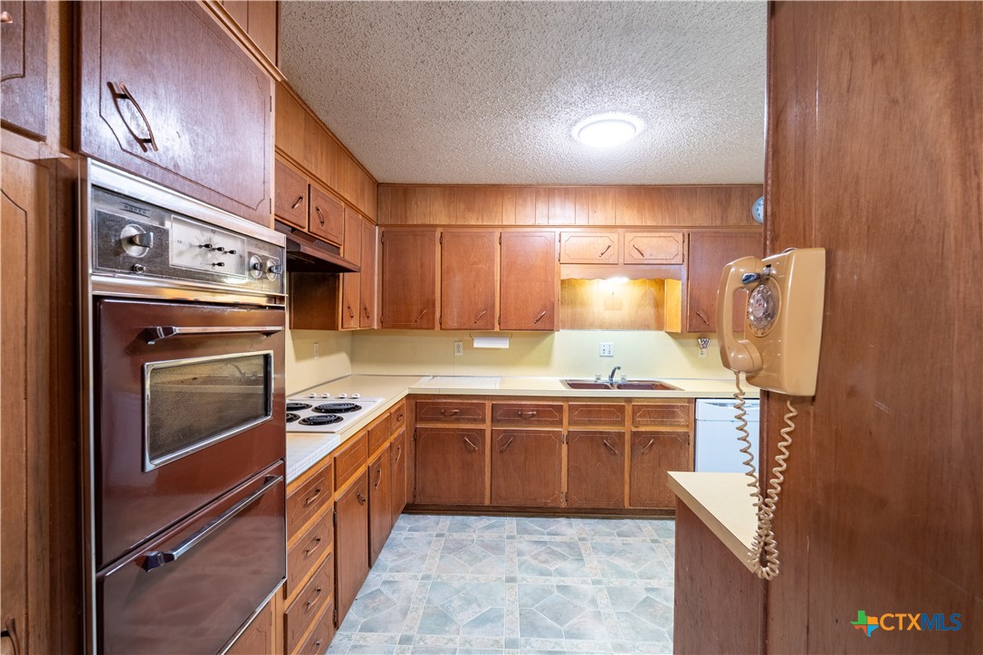 3304 Brookbend Drive