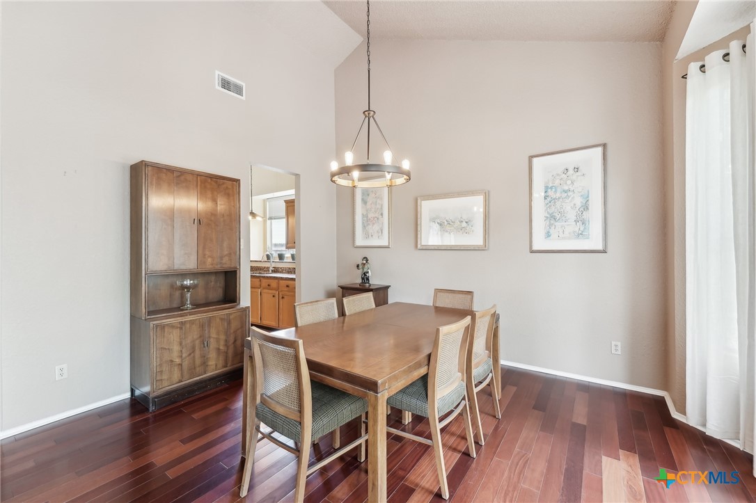 8302 Dove Valley Cove