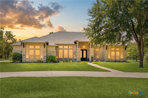 Photo of 3008 Rolling Meadow Drive, Salado, TX 76571 (MLS # 621755)