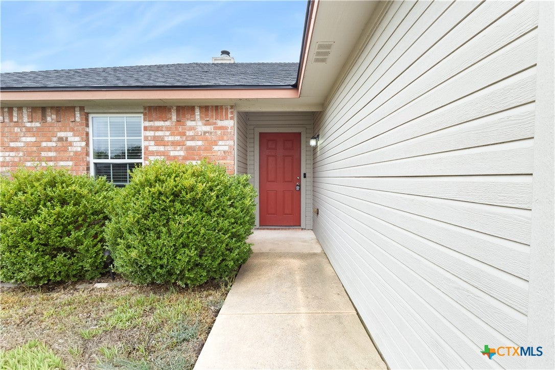 211 Mccullough Loop