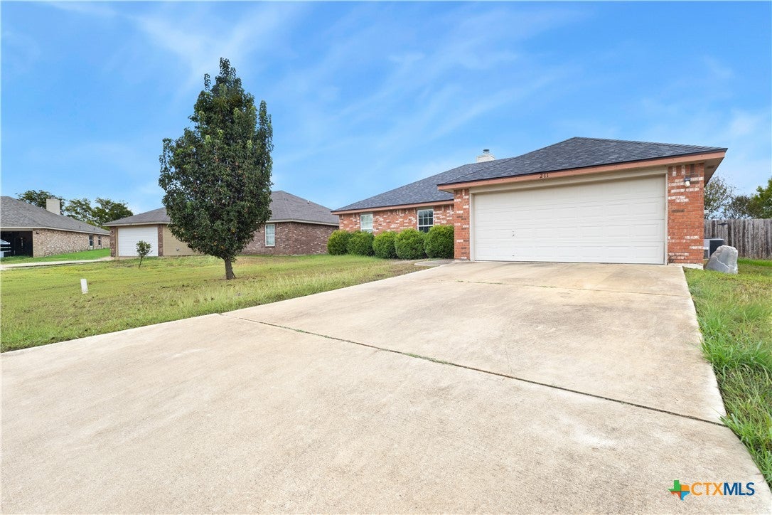 211 Mccullough Loop