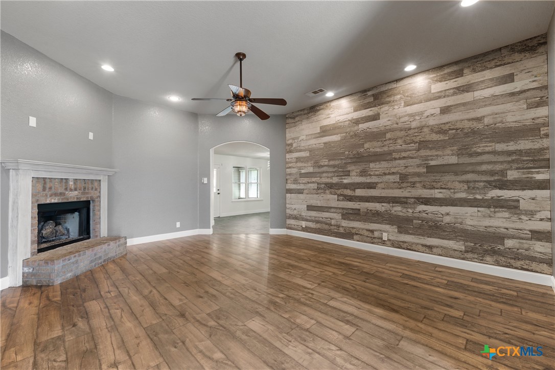 2809 Montague County Drive