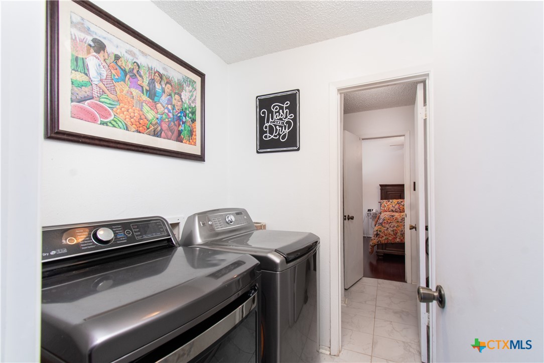 Belton, Texas 76513, United States, 3 Bedrooms Bedrooms, ,1 BathroomBathrooms,Residential,Active,175300