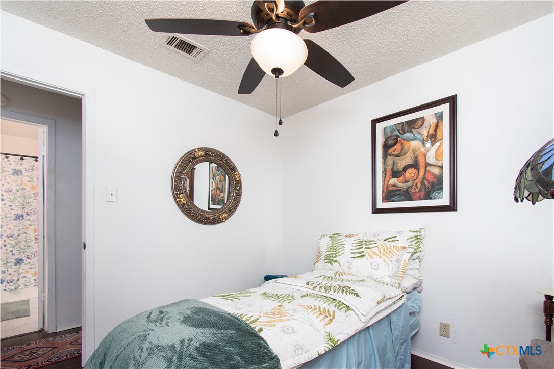 Belton, Texas 76513, United States, 3 Bedrooms Bedrooms, ,1 BathroomBathrooms,Residential,Active,175300