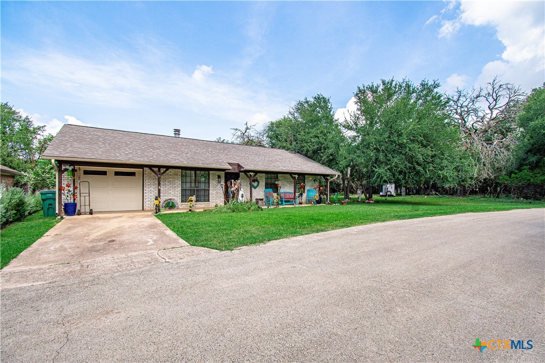 Belton, Texas 76513, United States, 3 Bedrooms Bedrooms, ,1 BathroomBathrooms,Residential,Active,175300