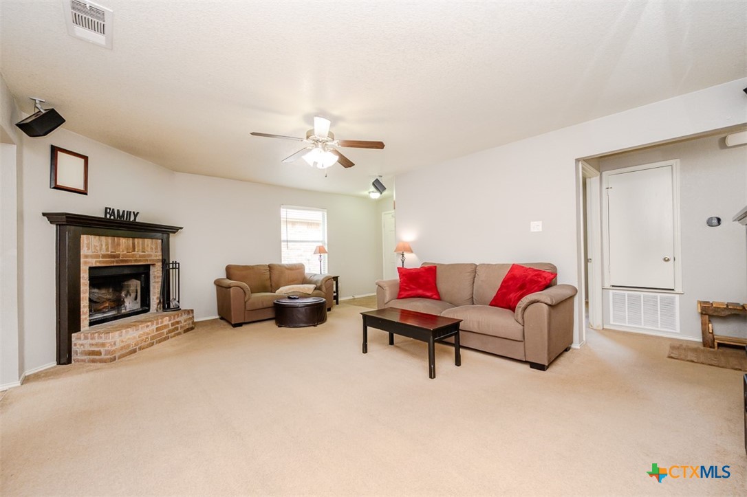 4735 Stonehaven Drive