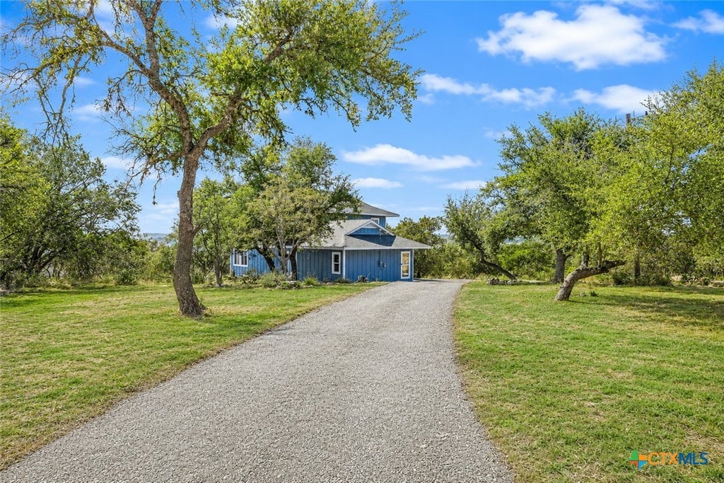 Photo of 1676 Cattail, Canyon Lake, TX 78133 (MLS # 595316)
