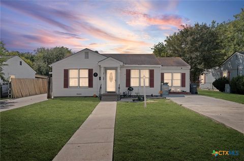 1313 Dartmouth Street Waco TX 76711