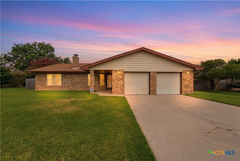 Photo of 2805 Reed Lane, Killeen, TX 76542 (MLS # 618525)
